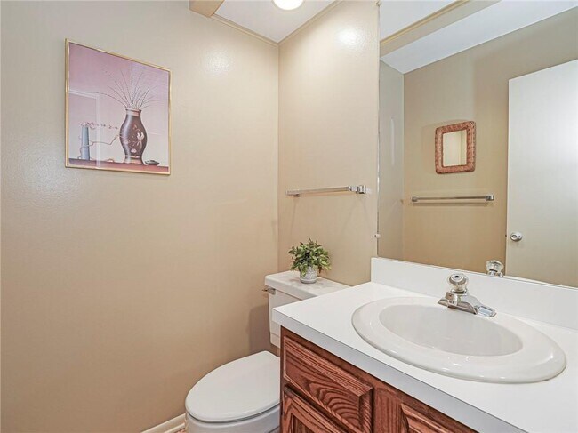 Building Photo - 35 Vis Gdns Trl