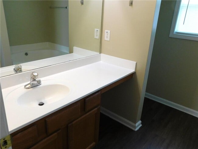 Building Photo - 2379 Tullamore Cir