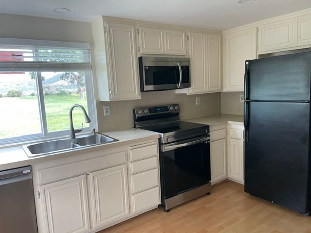 Building Photo - 44135 Village 44
