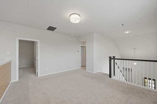 Building Photo - 10602 Wagner St