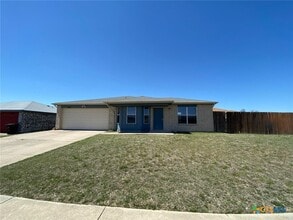Building Photo - 4102 Waterproof Dr