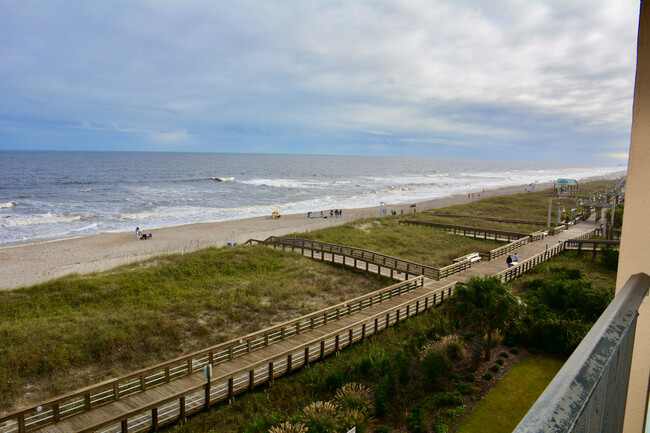 Building Photo - 222 Carolina Beach Ave N