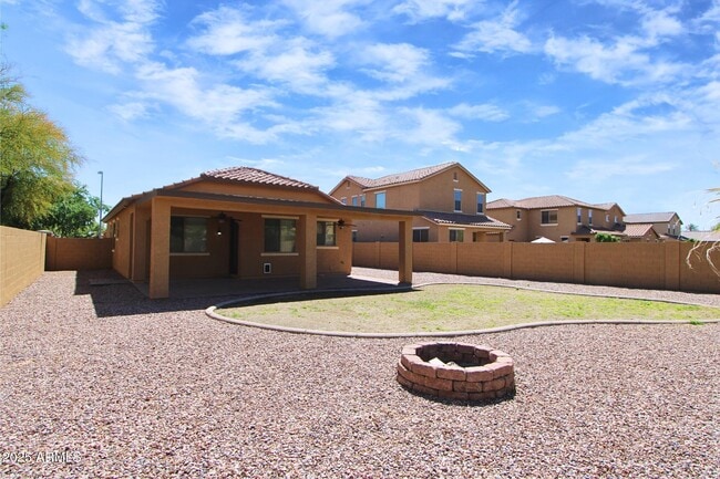 Building Photo - 1554 E Prickly Pear Pl
