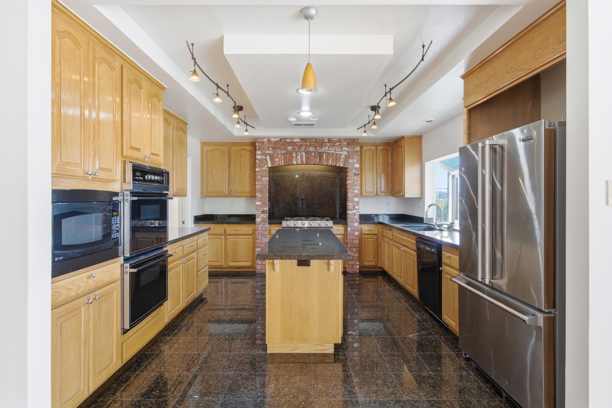 Building Photo - 19808 Winged Foot Way
