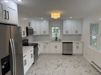 Building Photo - 30 Beacon St