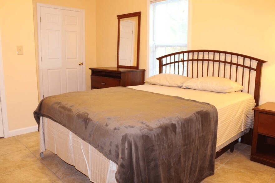 Building Photo - 4168 Connor Dr