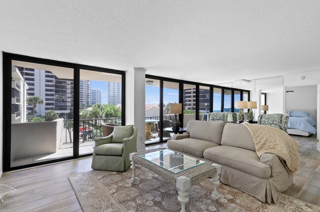 Building Photo - 4200 N Ocean Dr