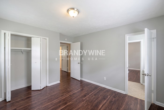 Building Photo - 3310 S Whisper Dr