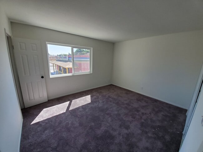 Building Photo - 2920 E Artesia Blvd