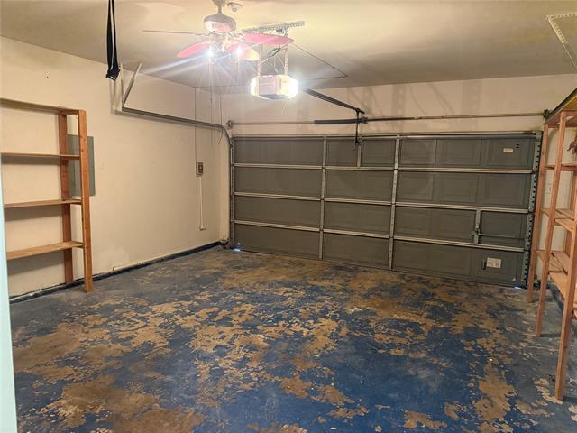 Building Photo - 12932 Honey Locust Cir