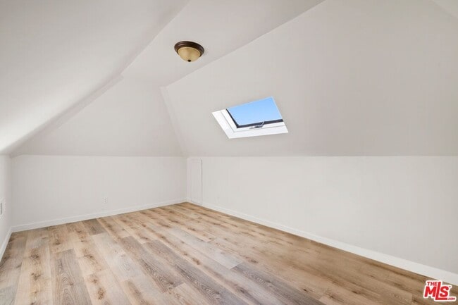 Building Photo - 1050 Centinela Ave