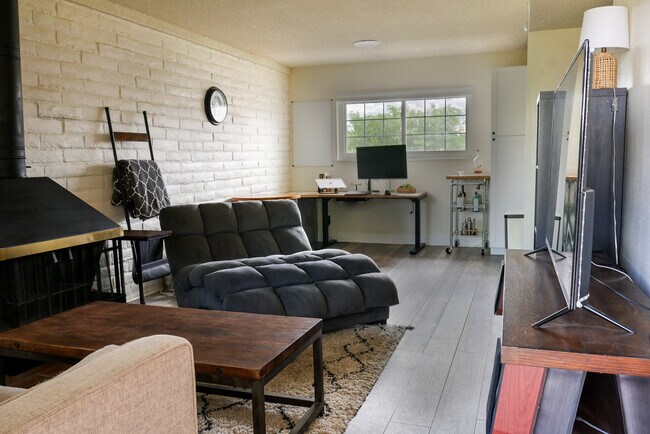 Living Room 1 - 6800 E Tennessee Ave