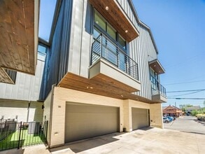 Building Photo - 5202 Capitol Ave