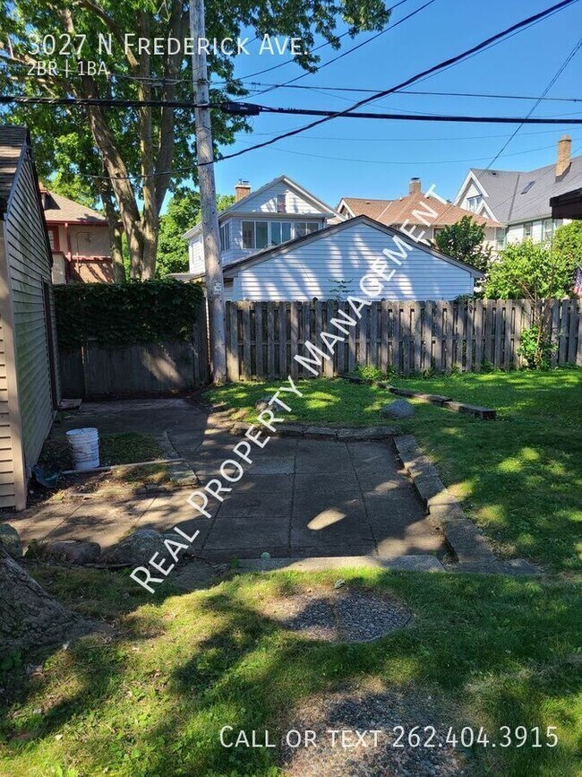 Building Photo - 3027 N Frederick Ave