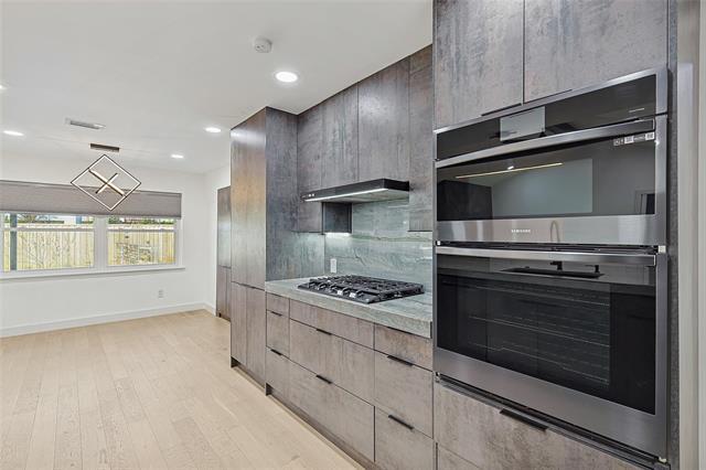 Building Photo - 12417 Quincy Ln