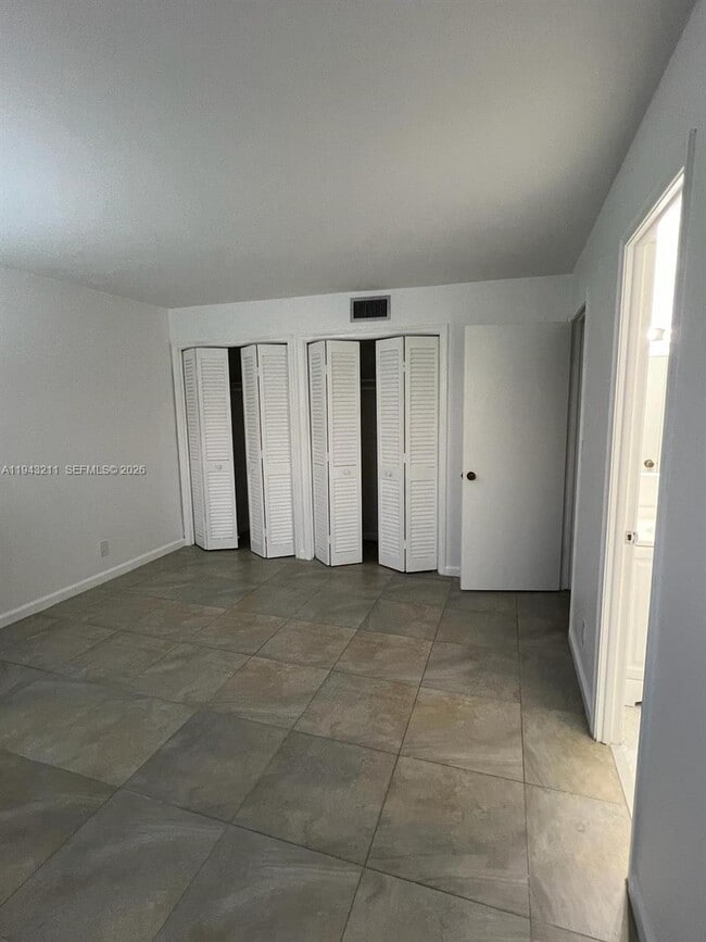 Building Photo - 1811 Jefferson St