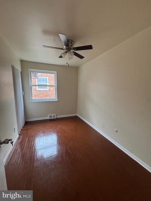 Building Photo - 7710 Summerdale Ave