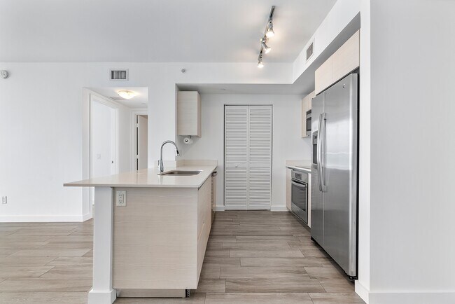 Building Photo - 4250 Biscayne Blvd