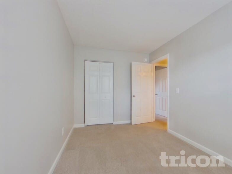 Building Photo - 521 Halleck Ln