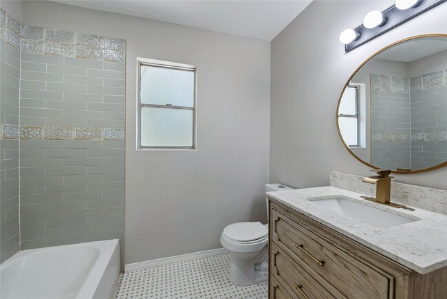 Building Photo - 12731 Retreat Trail