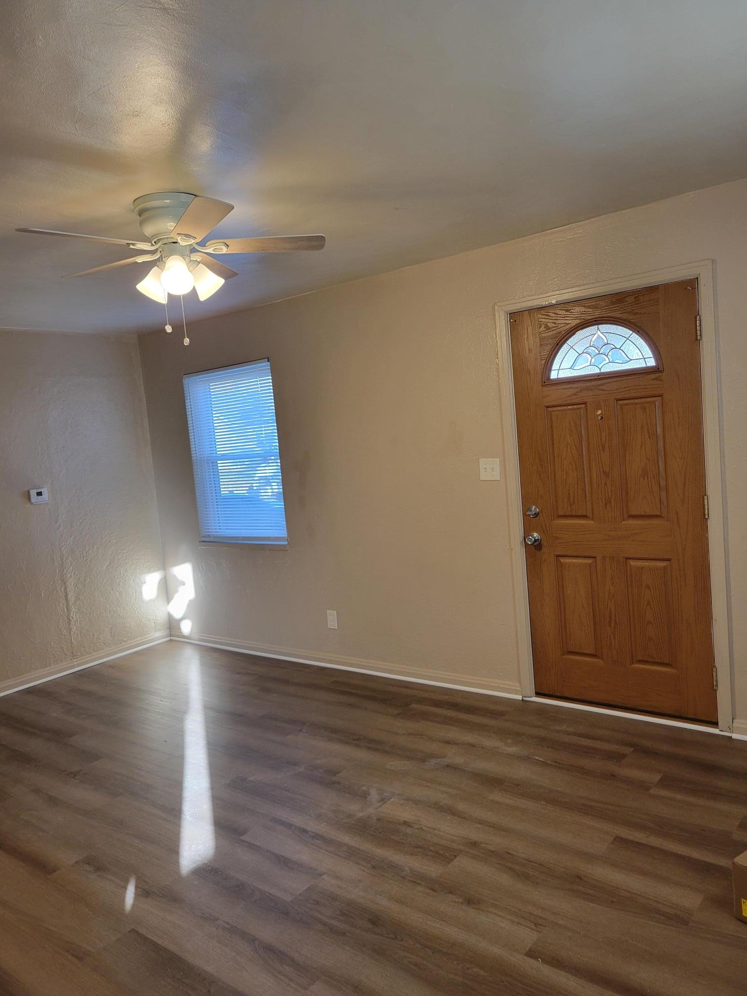 Building Photo - 332 Ashwood Ave