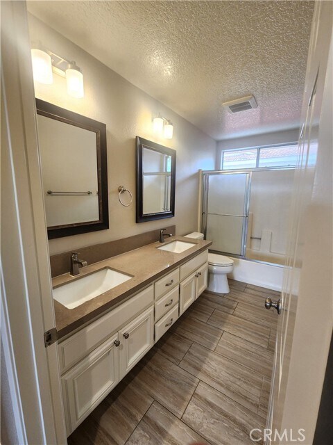 Building Photo - 24852 Via Sonoma