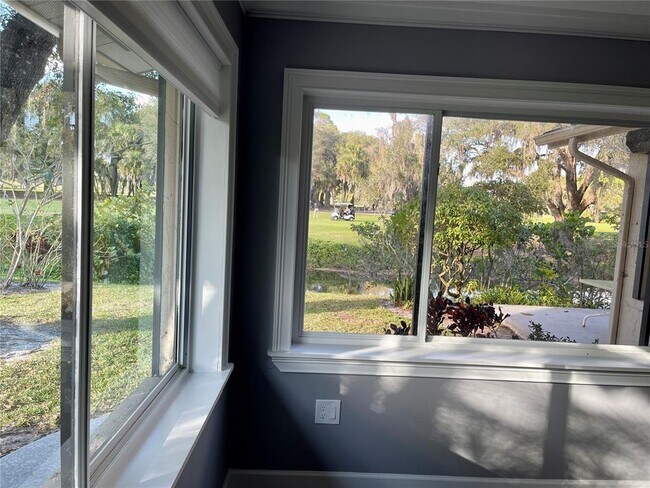 Building Photo - 4848 Hawkshead Park