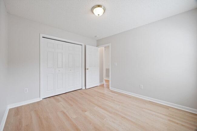Building Photo - Freshly painted 3-bedroom 2-bath home in A...