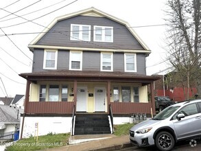 Building Photo - 37 Shea St