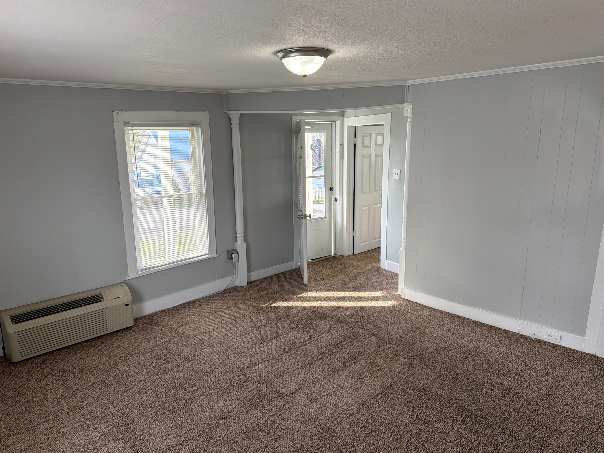 Building Photo - 315 N Highland Ave