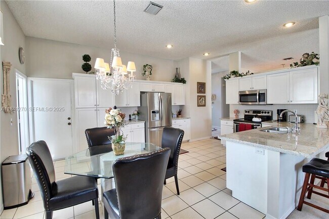 Building Photo - 5984 NW 74th St