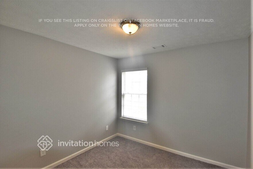 Building Photo - 1720 Courtyard Ln