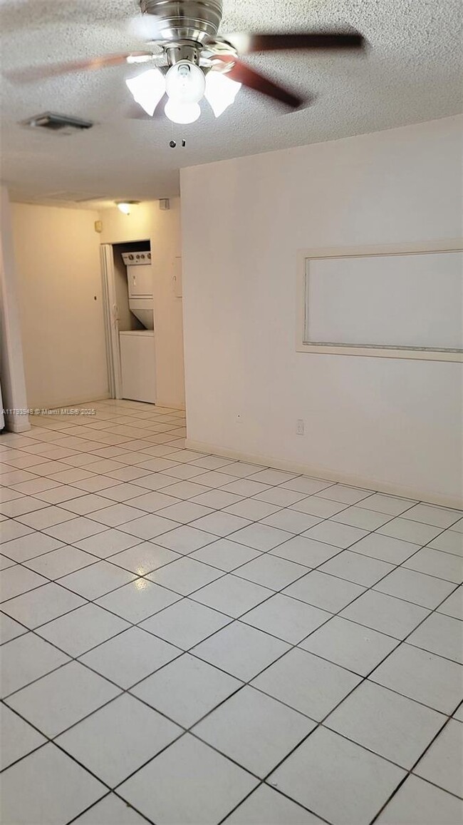 Building Photo - 28155 SW 142nd Ct