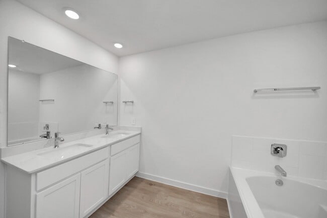 Building Photo - 31138 Warwick Coast Ct