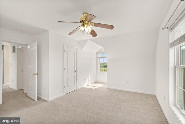 Building Photo - 943 Castle Rock Ln