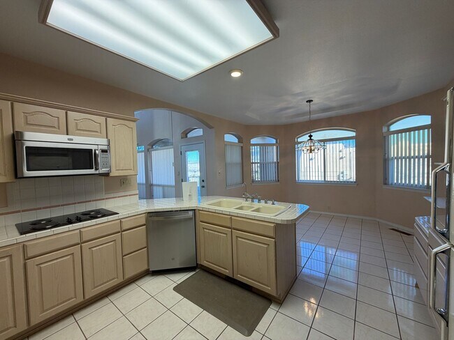 Building Photo - 2 Bedroom Home Available on Cul-De-Sac with Bosque Trail Access in Rivers Edge Rio Rancho!