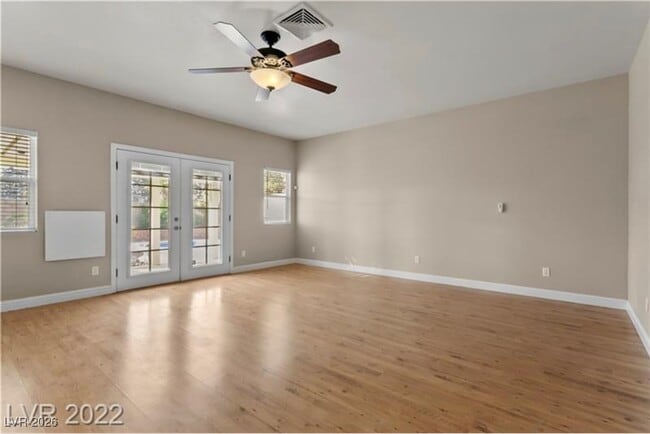 Building Photo - 778 Fairway Dr