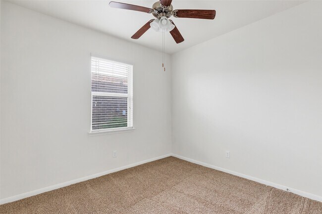 Building Photo - 12911 Madison Boulder Ln
