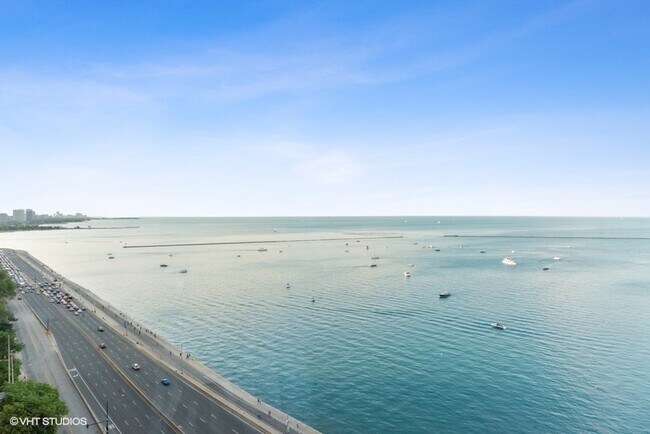 Building Photo - 600 N Lake Shore Dr