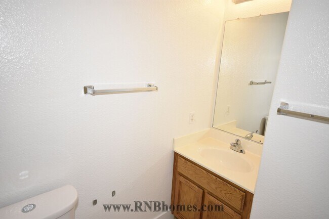 Building Photo - 1783 Cadfael St