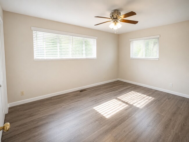 Building Photo - Fortney 4 plex