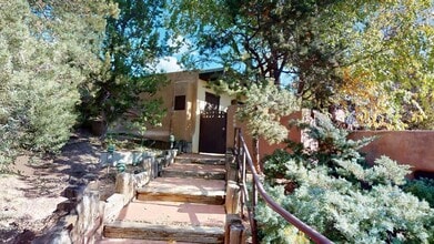 Building Photo - 948 Los Lovatos Rd