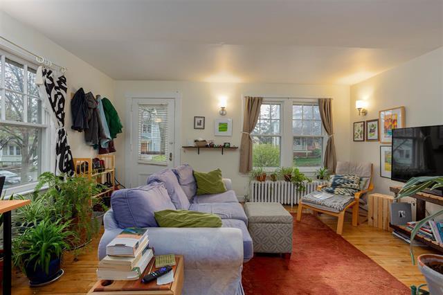 Building Photo - 167 Loomis St