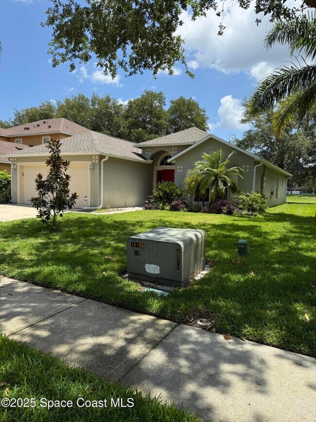 Primary Photo - 2111 Savannah Blvd