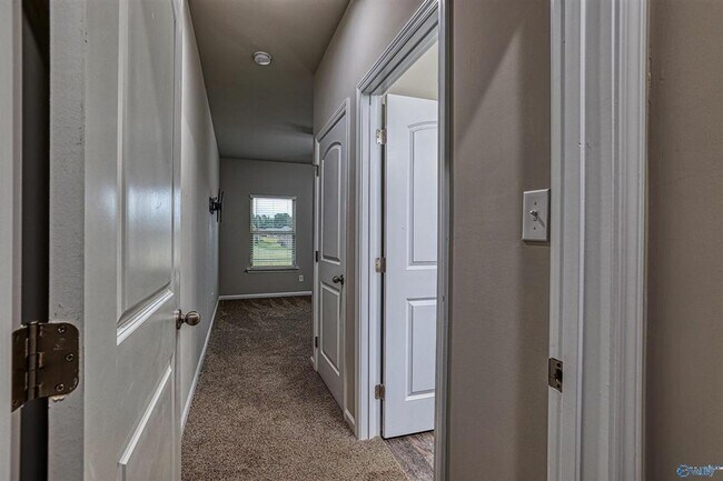 Building Photo - 124 Oak Fletcher Dr