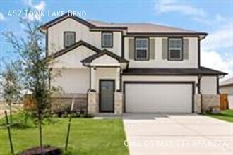 Building Photo - 452 Town Lk Bnd