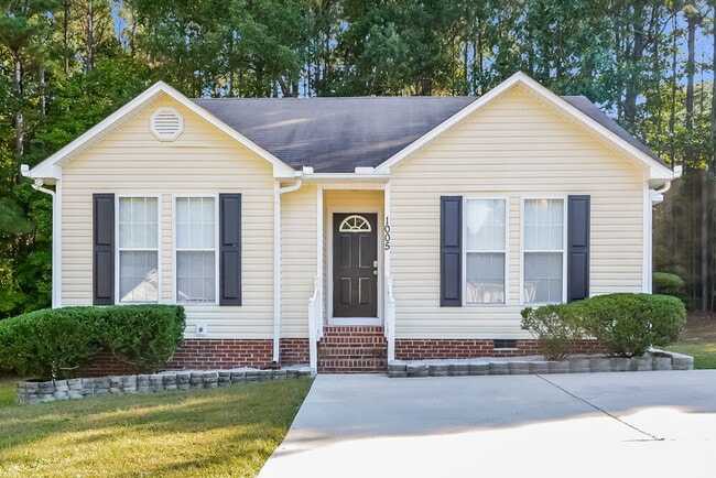 Building Photo - 1005 Henchman Ct