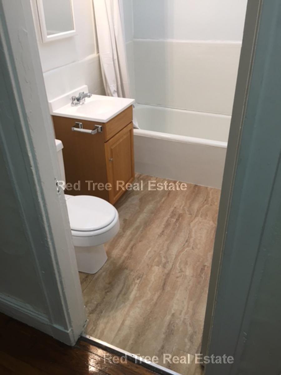 Building Photo - 99 Brainerd Rd