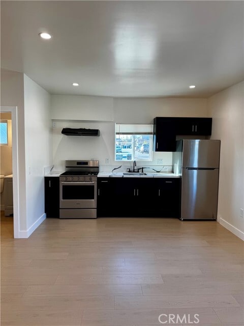 Building Photo - 8109 Cole St