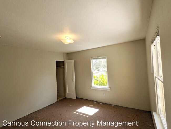Building Photo - 7 br, 4 bath House - 1858 University St